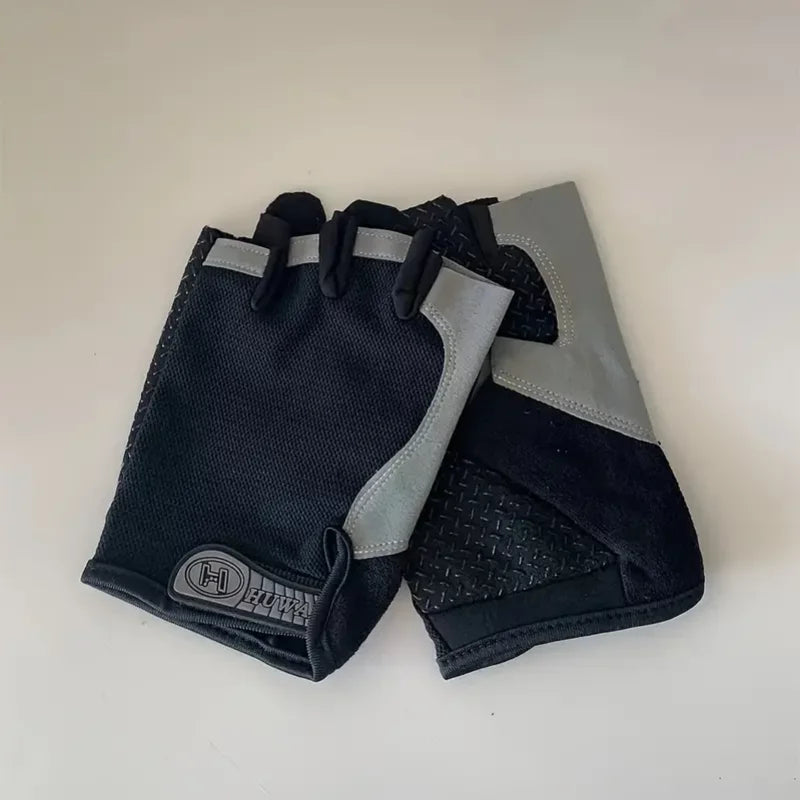 🚴♂️ Unisex Half-Finger Sports Gloves – The Perfect Fit for Your Active Lifestyle! 🏋️♀️
